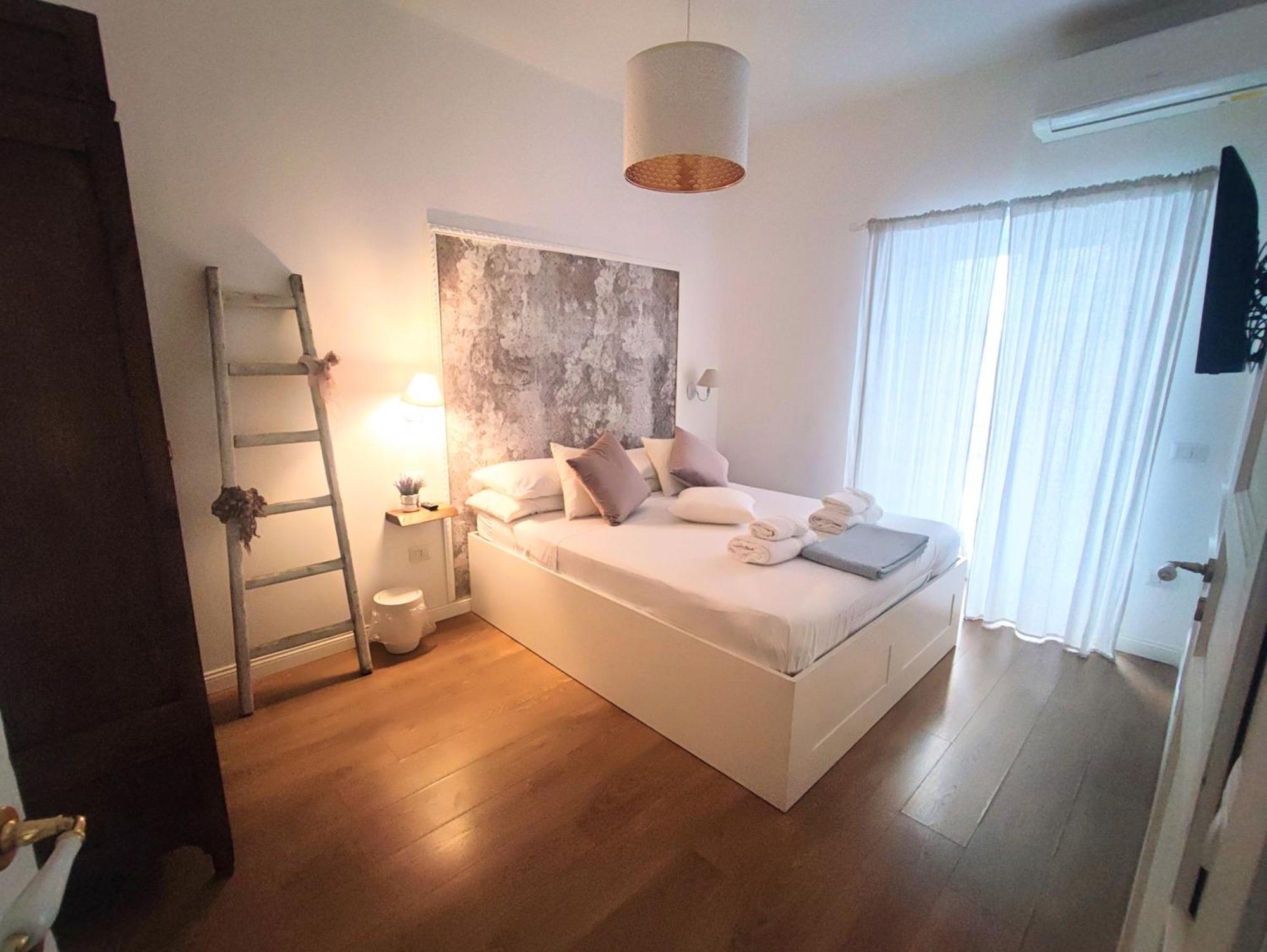 Annamaria Rooms Naples Room photo
